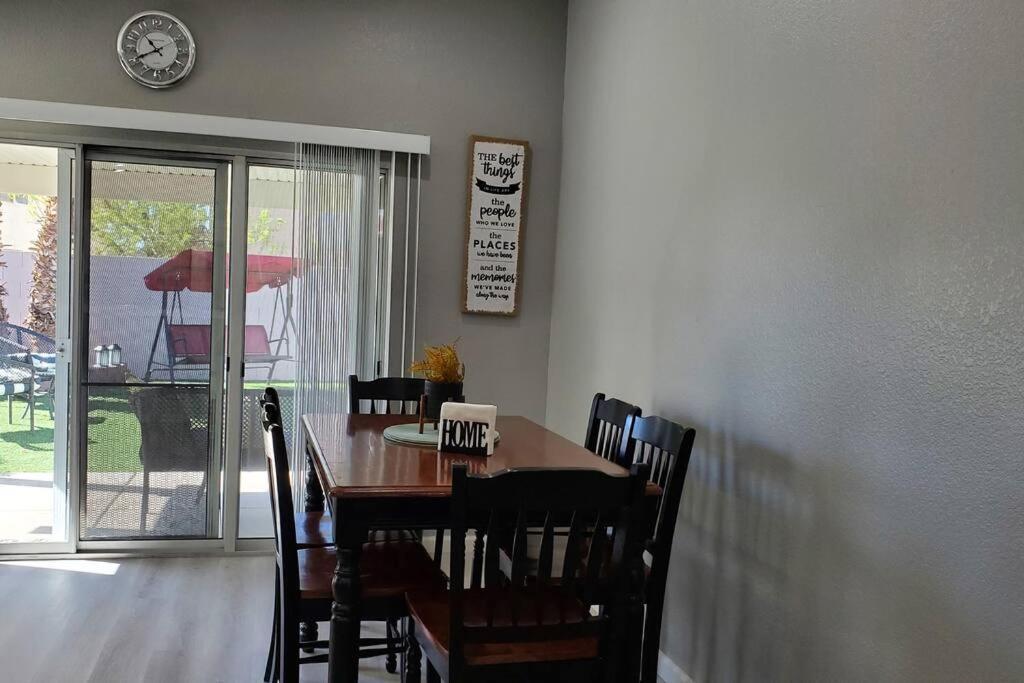 Comfortable Family Home Las Vegas Bagian luar foto